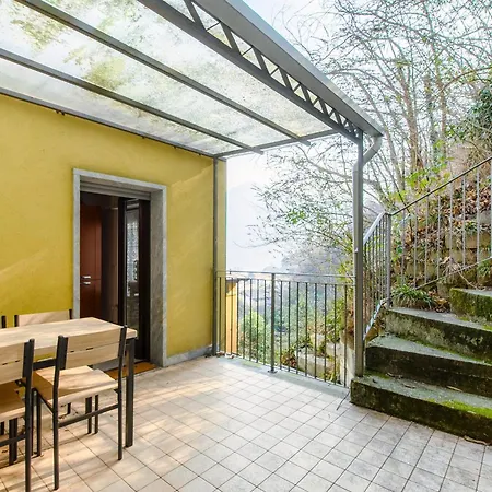 Apartman Sweet Life By Quokka 360 - Attic Flat With View Terrace Como