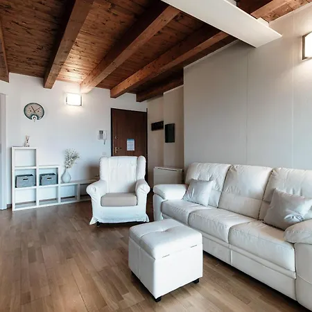 Sweet Life By Quokka 360 - Attic Flat With View Terrace Apartment *