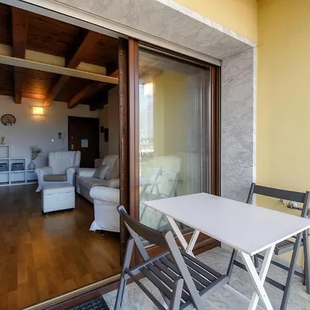 Sweet Life By Quokka 360 - Attic Flat With View Terrace Комо